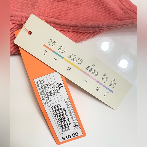 Colsie Coral Ribbed Tank Top - Picture 4 of 4